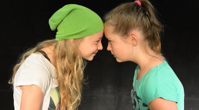 Die Klasse 5b spielt: “Grünkäppchen”